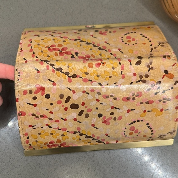 Patricia Nash Wallet - Picture 4 of 4